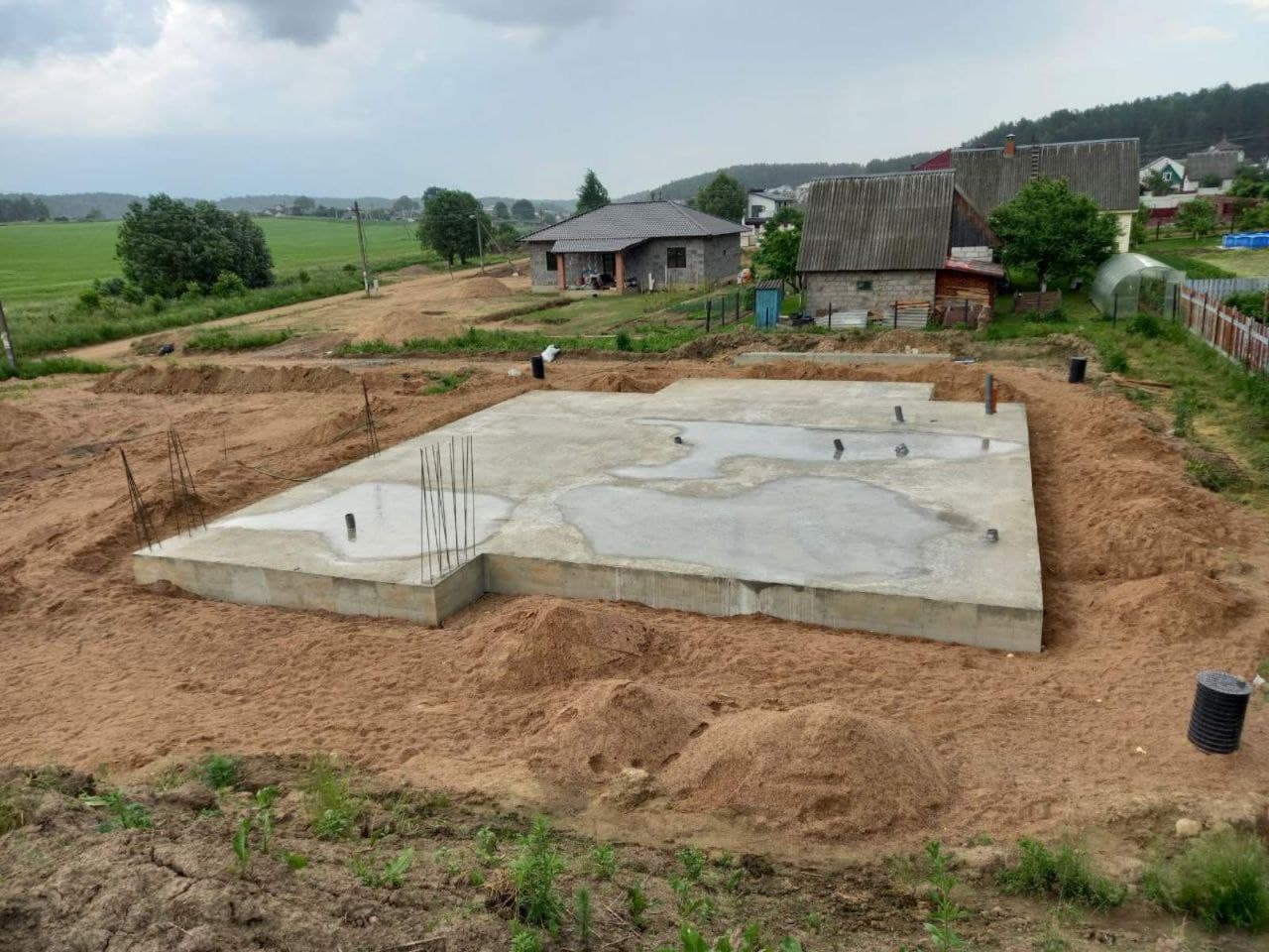 строительство домов фундамент плита